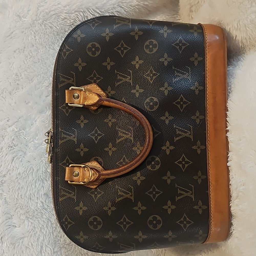 Louis Vuitton Classic Monogram Alma